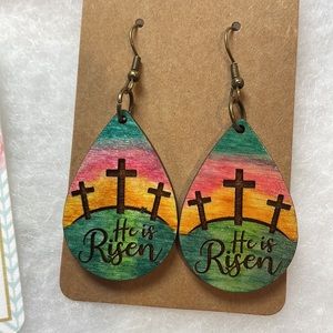 Easter Jewelry Set. Handmade wood earrings. Crown of thorns necklace. NEW!!